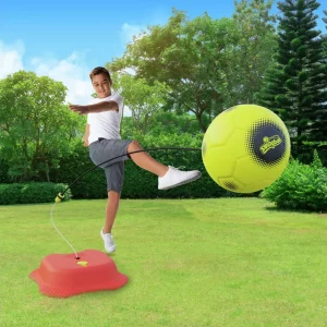 Reflex Soccer Training with Swingball