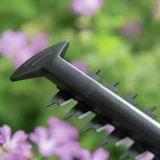 Bosch 420W Corded Hedge Trimmer, 45cm Blade – Efficient Cutting - Image 3