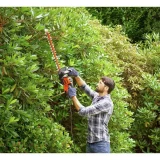 Black & Decker 60cm Corded Hedge Trimmer - 600W Electric Garden Tool - Image 4