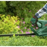 Bosch 55cm 450W Corded Hedge Trimmer - Powerful Gardening Tool for Precision Trimming - Image 6