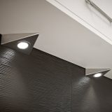 Sensio 24V LED Triangle Under Cabinet Light - Cool White, 85lm Low Voltage - Image 4