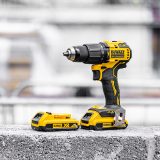 DeWalt DCD709D2T-GB 18V XR Brushless Combi Drill – Compact, 2 x 2.0Ah Batteries - Image 7