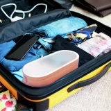 Rio Illuminated Makeup Box with LED Mirror - Image 9