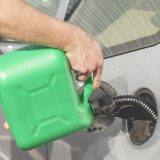 5L Green Plastic Fuel Canister - Durable & Safe - Image 4