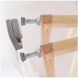 Munchkin Wooden Extending Safety Gate for Baby & Pet Protection - Image 4