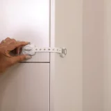 Dreambaby Dial-It Multi-Purpose Safety Latches – 10 Pack | Childproof Cabinet & Drawer Locks - Image 5