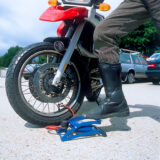 Draper Twin Cylinder Foot Air Pump with Gauge for Bikes & Cars - Image 2