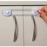 Dreambaby Multi-Purpose Safety Latches (7-Pack, Large & Small Sizes) - Extra Value - Image 1