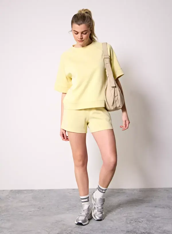 tuc145793208-Yellow_R_Z003A