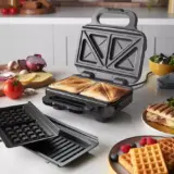 Russell Hobbs Creations 3-in-1 Sandwich, Panini & Waffle Maker - Multi-Function Breakfast Grill - Image 3