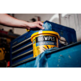 Big Wipes Pro Scrub & Clean 240 Wipes – Extra Tough Cleaning Bucket - Image 4