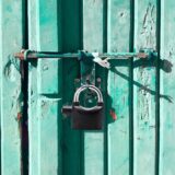 TRIXES Alarmed Padlock 110dB – Short Shackle, Weatherproof, Heavy Duty - Image 4